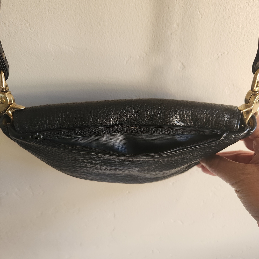 Libaire California Vintage Black Leather Crossbody Bag - Picture 11 of 16
